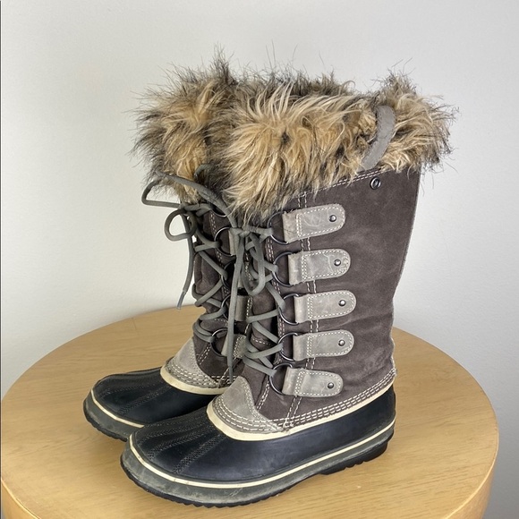 Sorel Joan of Arctic Women’s 8 Snow Boot Winter Weather Shoe Comfort Supportive - Picture 1 of 8